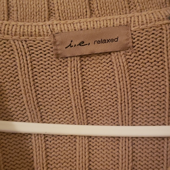 Womens sweater - Picture 2 of 2